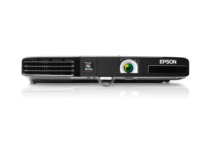 LCD Projector, XGA, 2600 Lumens, 3.7 Lbs, D:W 1.19-1.43:1, USB, PC-Less, H&V Keystone, Carrying Case Included, 2 Year Warranty